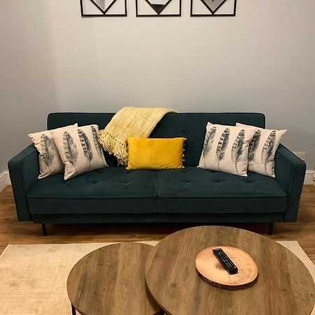 Cardiff Home 외부 사진